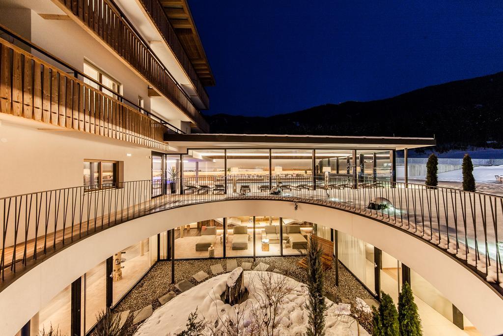 Hotel Petrus Brunico Ngoại thất bức ảnh